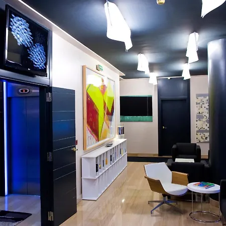 Silken Amara Plaza 4*
