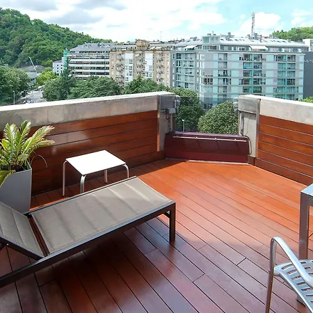 Silken Amara Plaza 4*