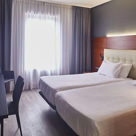 Hotel Silken Amara Plaza